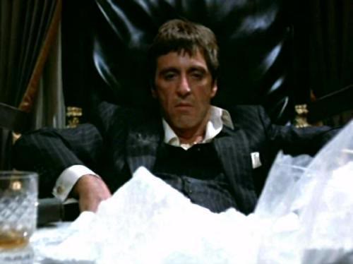 Mème « Say Hello to My Little Friend »
