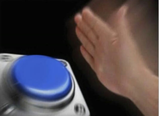 Mème « Slap That Button »